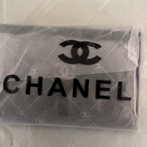 Chanel VIP Wallet (Gold) - Picture 5 of 5